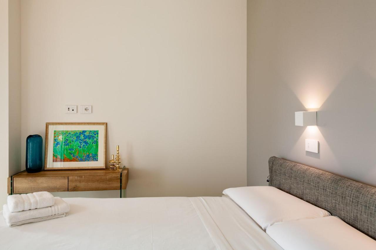 Bnbutler - Flavio Gioia, 5 - Appartamento Con Vista, Citylife Milano Eksteriør bilde